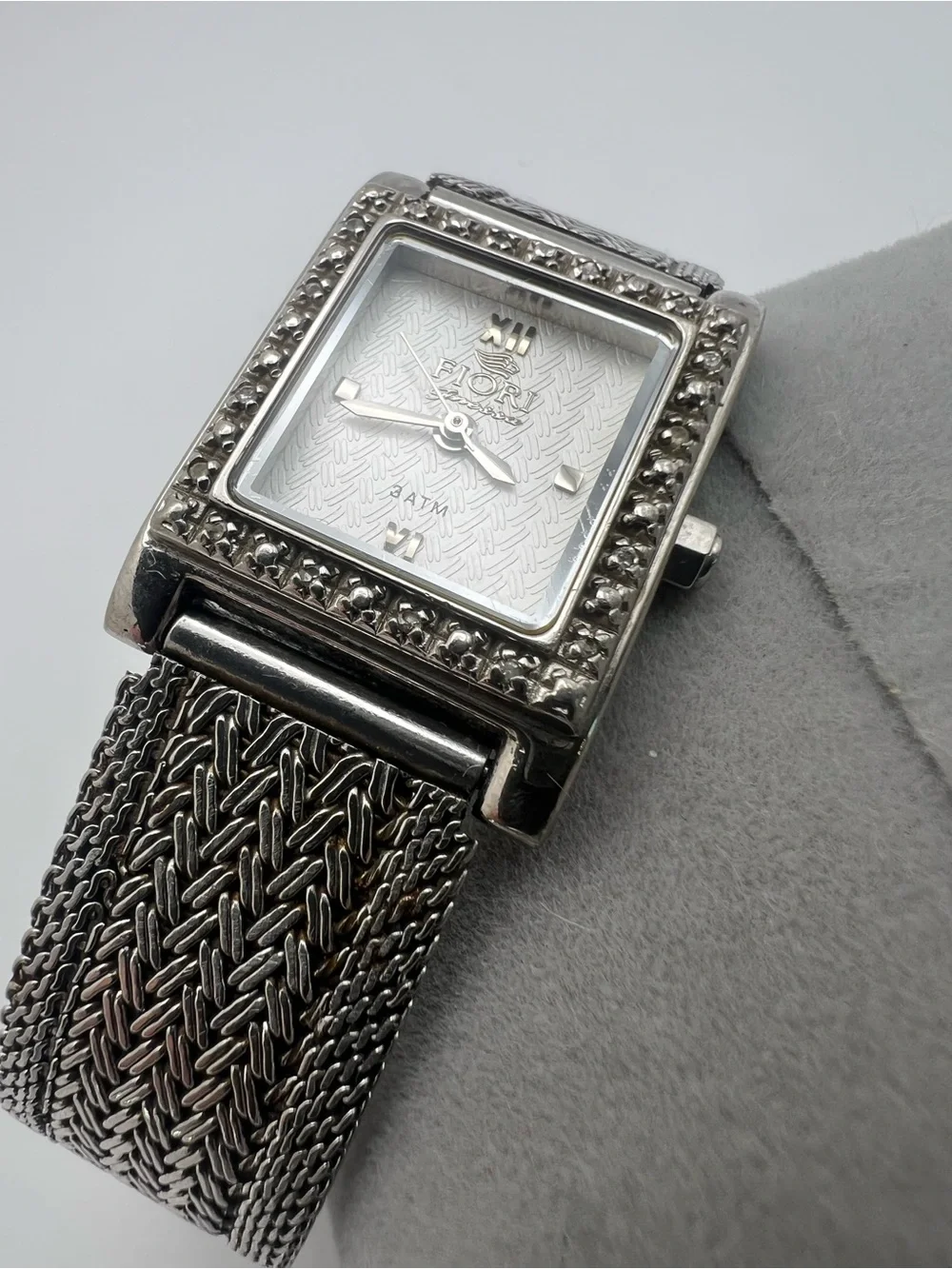 Fiori Milano Silver-Tone Women's Mesh Bracelet Watch
